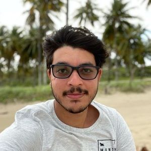 Meet your Posher, Sidney